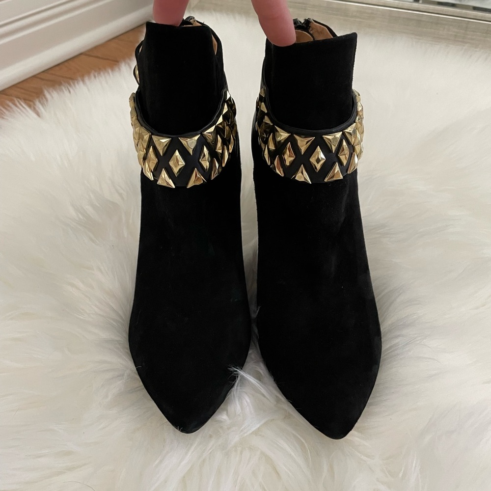 Badgley Mischka Joyce Suede Ankle Boots size 7.5